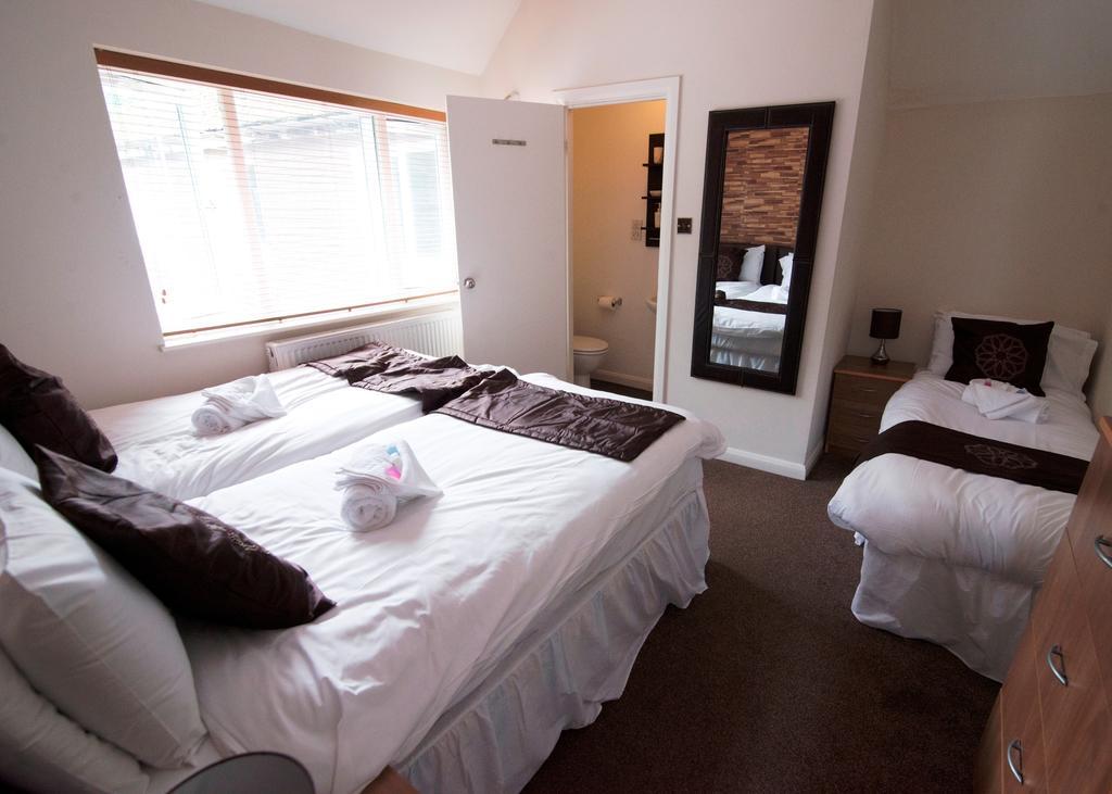 Three Bridges B & B - Gatwick Crawley Szoba fotó